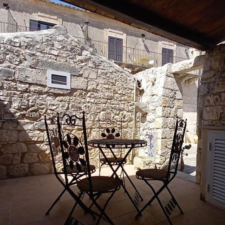 Agriturismo Villa Flavia Casa Serrafiori Екстер'єр фото