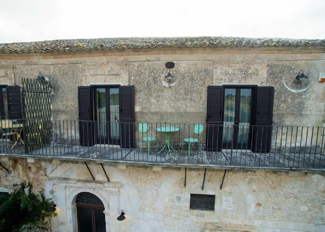 Agriturismo Villa Flavia Casa Serrafiori Екстер'єр фото