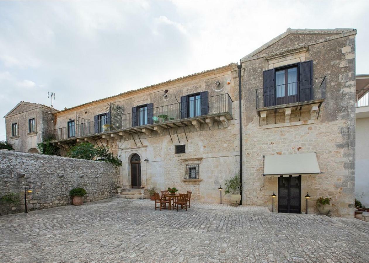 Agriturismo Villa Flavia Casa Serrafiori Екстер'єр фото