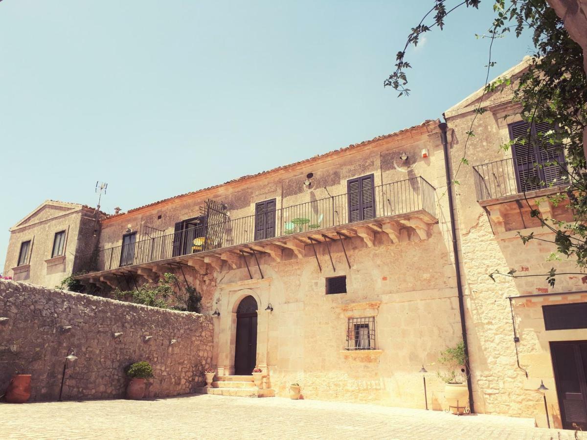 Agriturismo Villa Flavia Casa Serrafiori Екстер'єр фото