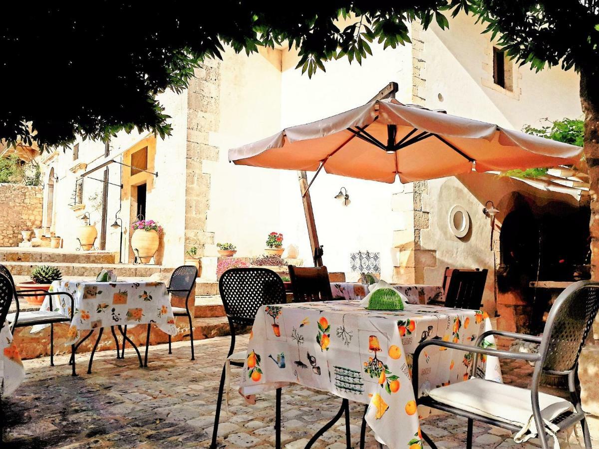 Agriturismo Villa Flavia Casa Serrafiori Екстер'єр фото