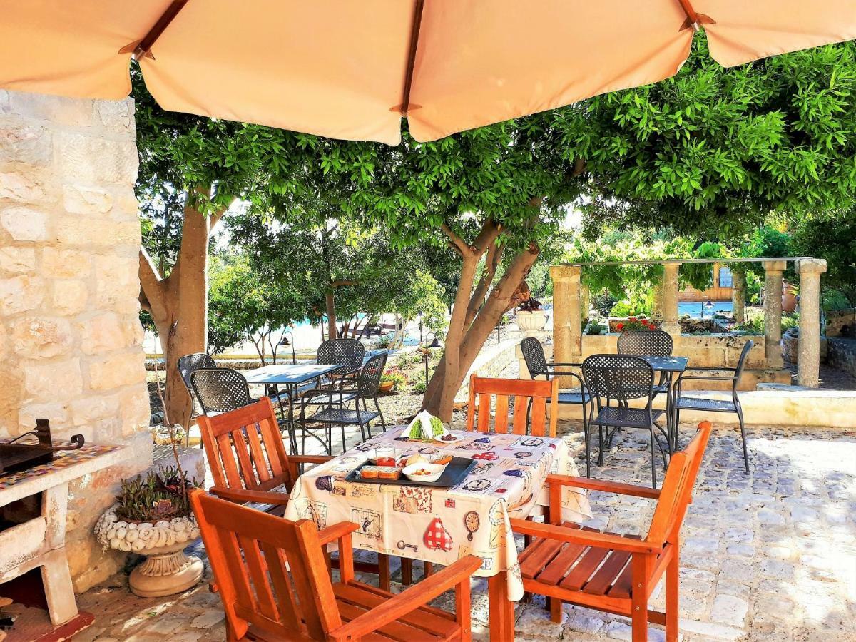 Agriturismo Villa Flavia Casa Serrafiori Екстер'єр фото